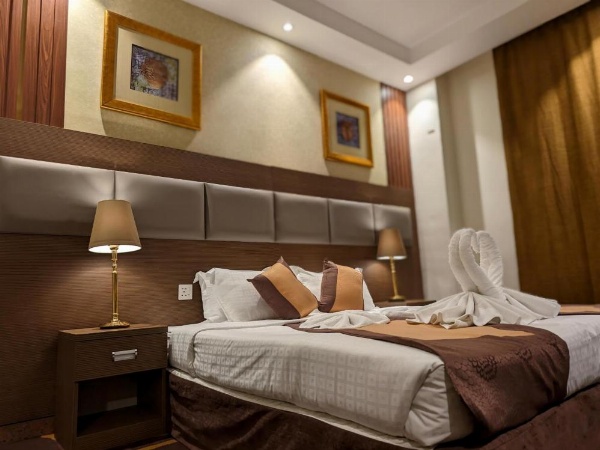 Qasr Al Ansar Golden Tulip Hotel image 20