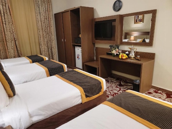 Qasr Al Ansar Golden Tulip Hotel image 32