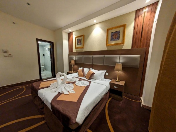 Qasr Al Ansar Golden Tulip Hotel image 8